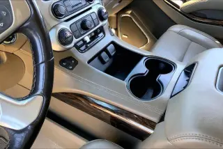 GMC Yukon XL 2019 4x2 SLT 4dr SUV