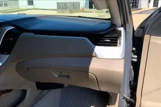 GMC Yukon XL 2019 4x2 SLT 4dr SUV