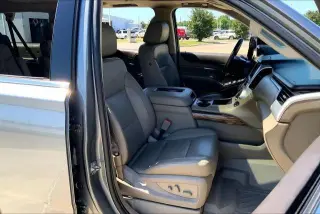 GMC Yukon XL 2019 4x2 SLT 4dr SUV