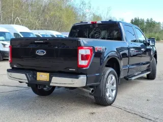 Ford F-150 2022 4x4 Platinum 4dr SuperCrew 5.5 ft. SB