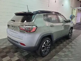 Jeep Compass 2022 4x4 Limited 4dr SUV