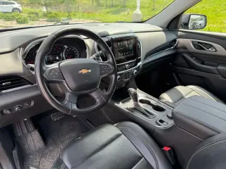 Chevrolet Traverse 2019 4x4 LT Leather 4dr SUV