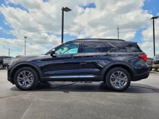Ford Explorer 2025 AWD Active 4dr SUV