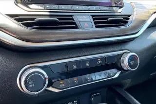 Nissan Altima 2024 2.5 SV 4dr Sedan