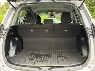 Toyota RAV4 2017 AWD LE 4dr SUV