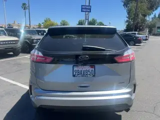 Ford Edge 2022 AWD SE 4dr Crossover