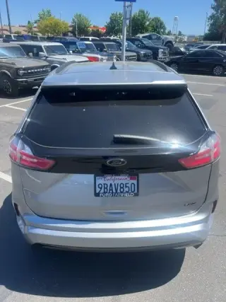 Ford Edge 2022 AWD SE 4dr Crossover