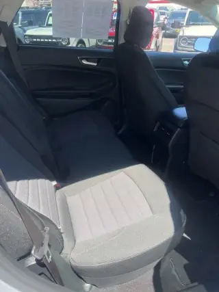 Ford Edge 2022 AWD SE 4dr Crossover