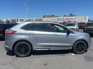 Ford Edge 2022 AWD SE 4dr Crossover