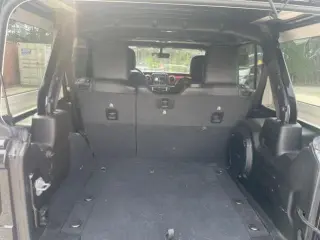 Jeep Wrangler Unlimited 2022 4x4 Rubicon 4dr SUV