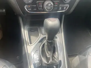 Jeep Cherokee 2019 High Altitude 4dr SUV