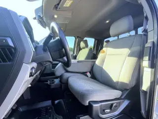 Ford F-150 2016 4x4 Lariat 4dr SuperCab 8 ft. LB