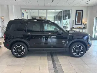 Ford Bronco Sport 2023 AWD Outer Banks 4dr SUV