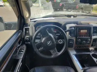 Ram 2500 2015 4x4 Laramie 4dr Crew Cab 6.3 ft. SB Pickup