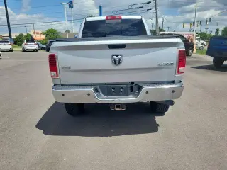 Ram 2500 2015 4x4 Laramie 4dr Crew Cab 6.3 ft. SB Pickup