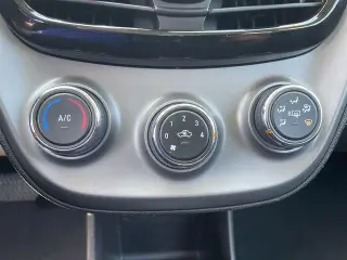 Chevrolet Spark 2019 LS CVT 4dr Hatchback