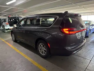 Chrysler Pacifica 2023 Touring L 4dr Mini-Van
