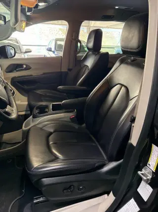 Chrysler Pacifica 2023 Touring L 4dr Mini-Van