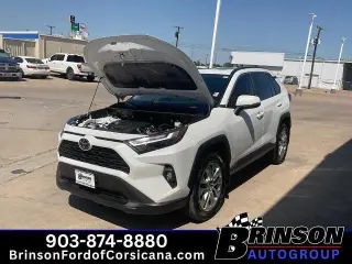 Toyota RAV4 2024 XLE Premium 4dr SUV