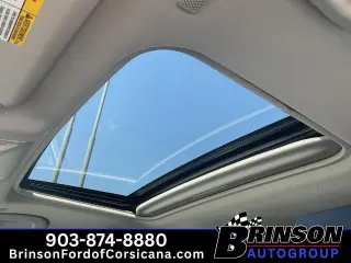 Toyota RAV4 2024 XLE Premium 4dr SUV