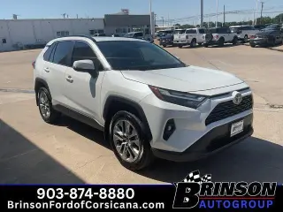 Toyota RAV4 2024 XLE Premium 4dr SUV
