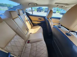 Nissan Sentra 2023 SV 4dr Sedán
