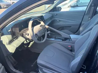 Hyundai ELANTRA 2026 SEL Sport 4dr Sedán