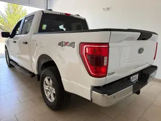 Ford F-150 2021 4x4 XL 4dr SuperCrew 5.5 ft. SB