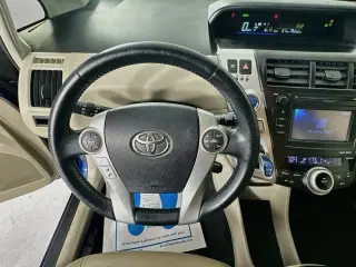 Toyota Prius v 2013 Two 4dr Wagon