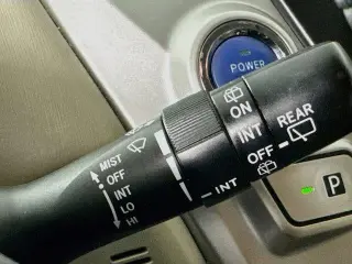 Toyota Prius v 2013 Two 4dr Wagon