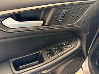 Ford Edge 2023 AWD SE 4dr Crossover