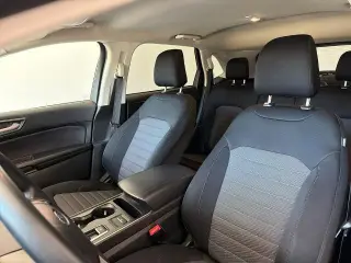 Ford Edge 2023 AWD SE 4dr Crossover