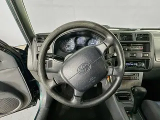 Toyota RAV4 1997 4p SUV
