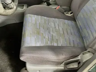 Toyota RAV4 1997 4p SUV