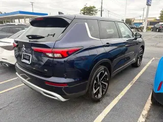 Mitsubishi Outlander 2024 SE 4p SUV