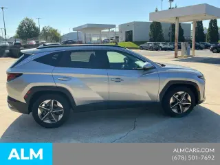 Hyundai TUCSON 2025 SEL 4dr SUV