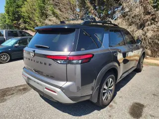 Nissan Pathfinder 2022 AWD SL 4dr SUV