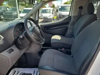 Nissan NV200 2021 SV 4dr Cargo Mini-Van