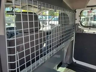 Nissan NV200 2021 SV 4dr Cargo Mini-Van