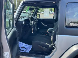 Jeep Wrangler 2015 4x4 Rubicon SUV 2p