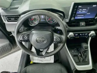 Toyota RAV4 2020 XLE 4dr SUV