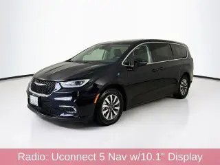 Chrysler Pacifica Plug-In Hybrid 2024 Road Tripper 4dr Mini-Van