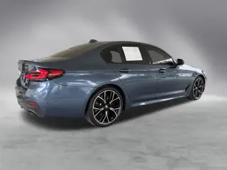 Sedán BMW 5 Series 2023 530i 4 puertas