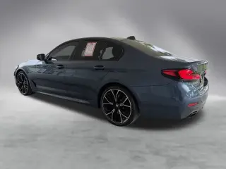 Sedán BMW 5 Series 2023 530i 4 puertas