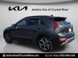 Kia Niro 2023 EX Touring 4p Crossover