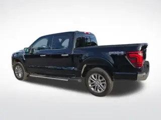 Ford F-150 2024 4x4 Lariat 4p SuperCrew 5.5 ft. SB