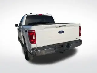 Ford F-150 2022 4x4 XLT 4p SuperCrew 5.5 ft. CB