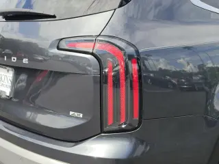 Kia Telluride 2024 AWD SX-Prestige 4dr SUV