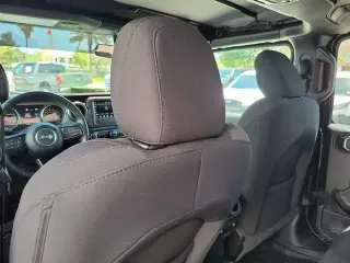 Jeep Gladiator 2023 4x4 Sport 4 puertas Cabina completa 5.0 ft. SB