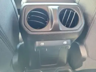 Jeep Gladiator 2023 4x4 Sport 4 puertas Cabina completa 5.0 ft. SB